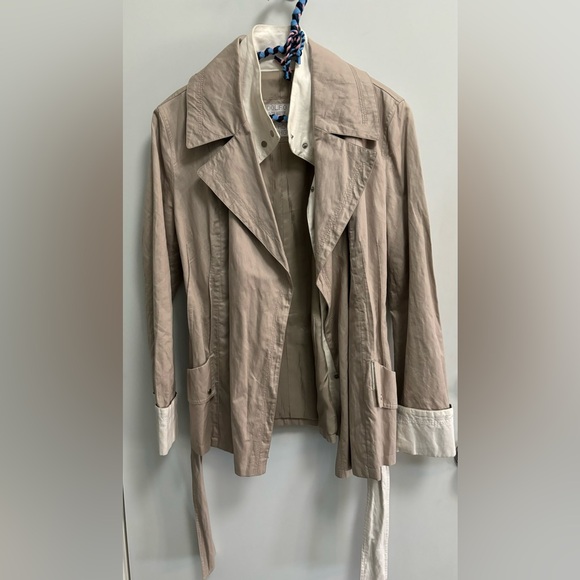 Ladies Trench coat - Picture 3 of 10